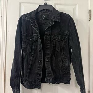 Forever 21 Men's Washed Black Denim Jacket